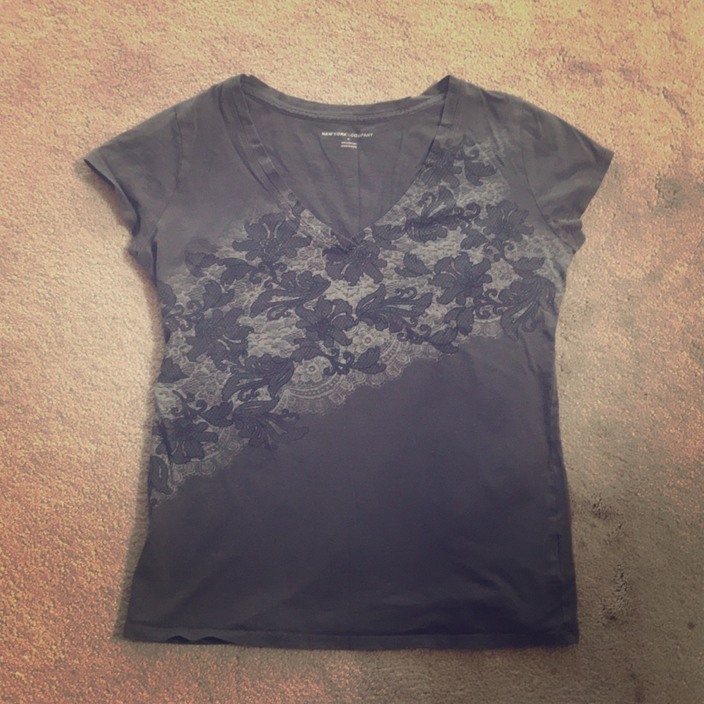 New York & Co T-Shirt